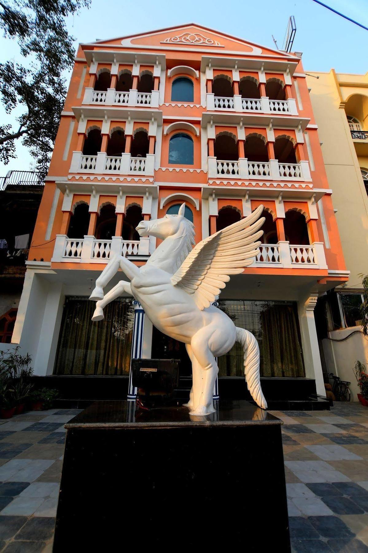 Fabhotel Prime Sarin Inn Heritage Váránasí Exteriér fotografie